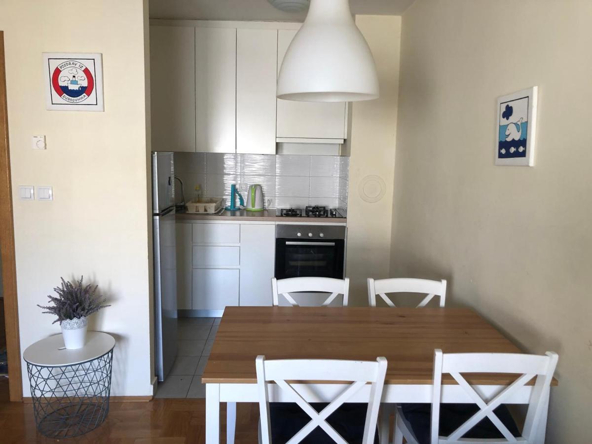 Apartment Maris - Free Parking Zagreb Bagian luar foto