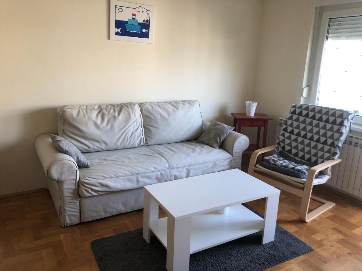 Apartment Maris - Free Parking Zagreb Bagian luar foto