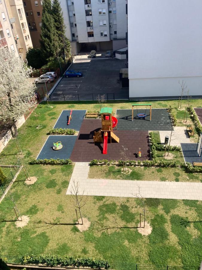 Apartment Maris - Free Parking Zagreb Bagian luar foto